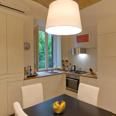 Apartment Domus Poliziano *